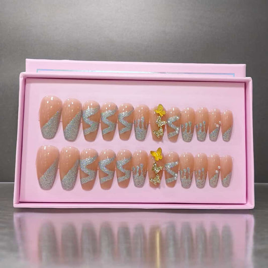 24pcs O.two.o Nails With Accessories